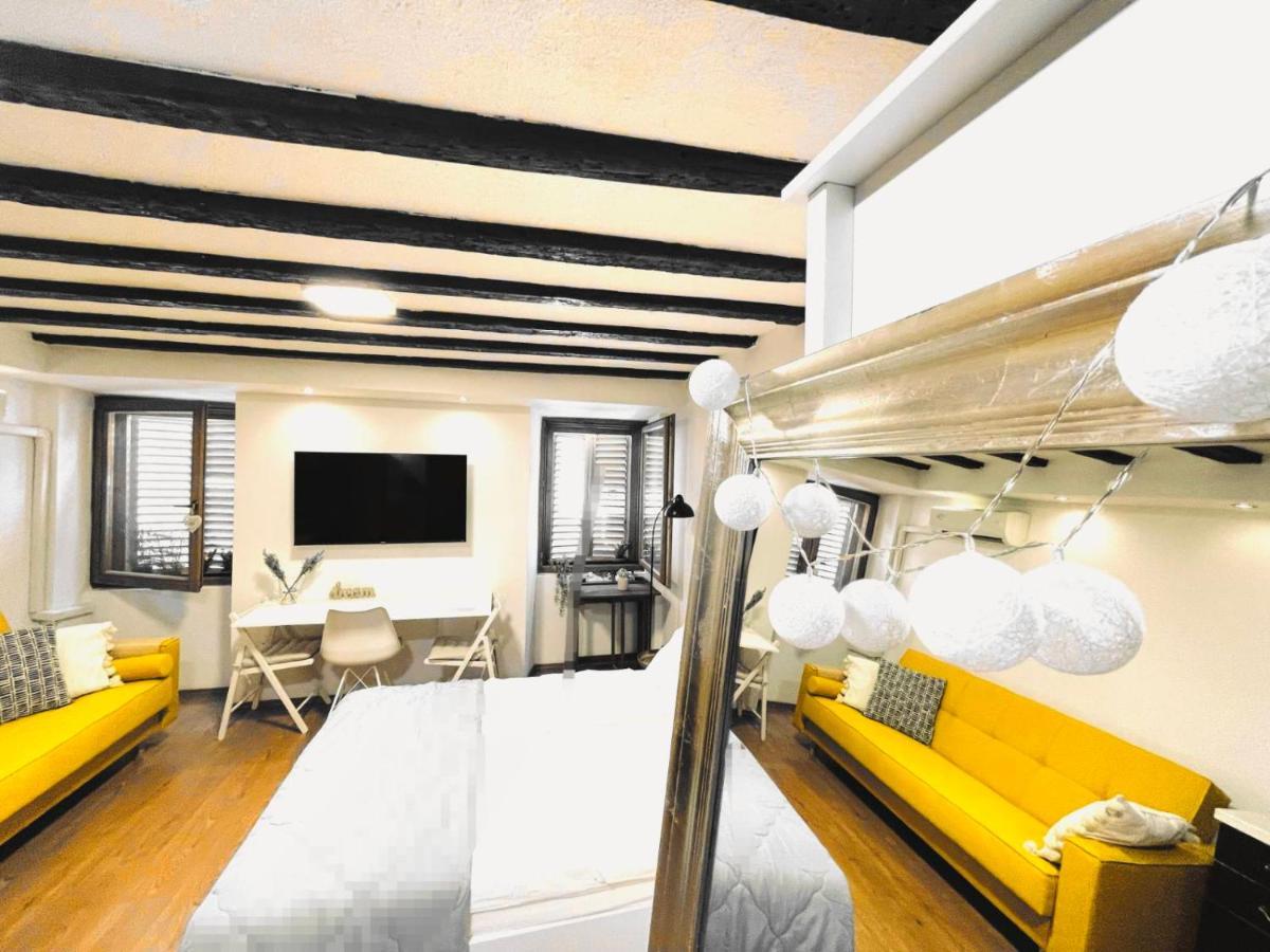 Studio Milena โรวีน ภายนอก รูปภาพ